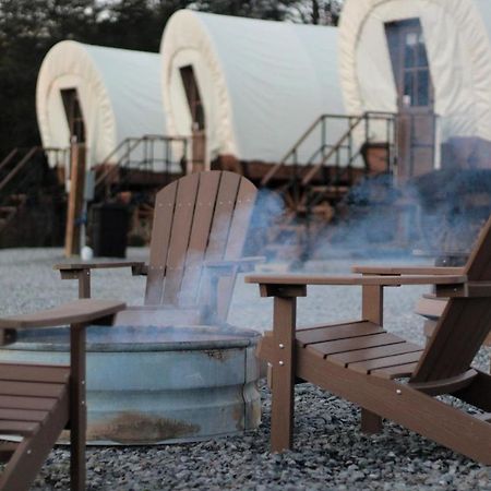 Smoky Hollow Outdoor Resort Covered Wagon Sevierville Dış mekan fotoğraf