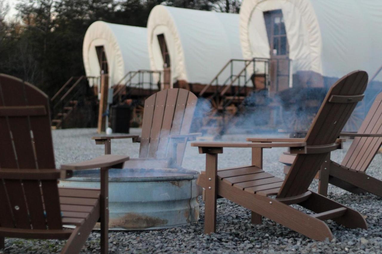 Smoky Hollow Outdoor Resort Covered Wagon Sevierville Dış mekan fotoğraf